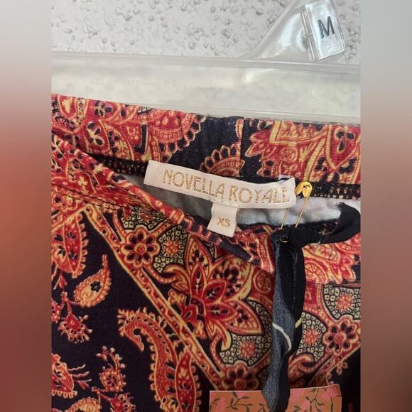 NWT NOVELLA ROYALE JANIS BELLS midnight bandana paisley XS hard to find - Picture 4 of 7